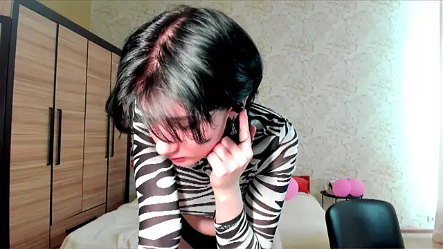 JulisSweet online show from 02-16-25, 01:38