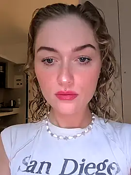 Goldloeckchen159 online show from 12-28-24, 06:39