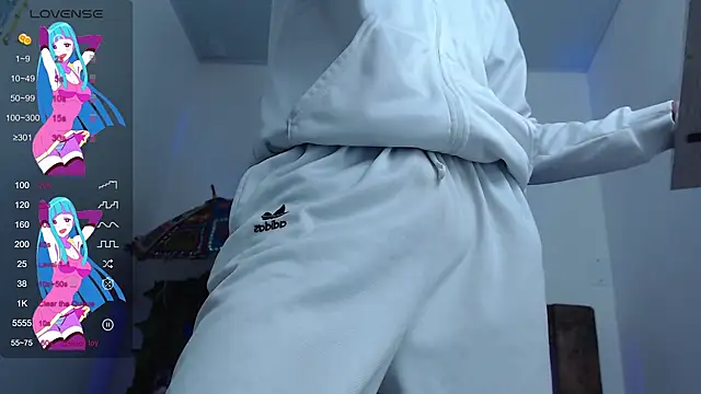 Snapshot of SARA_VAL3NTINA_ chatting on 03-13-25, 08:11 SARA VAL3NTINA  online show from 03-13-25, 08:11