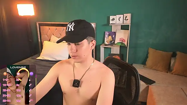 Brat  online show from 09-15-25, 06:41