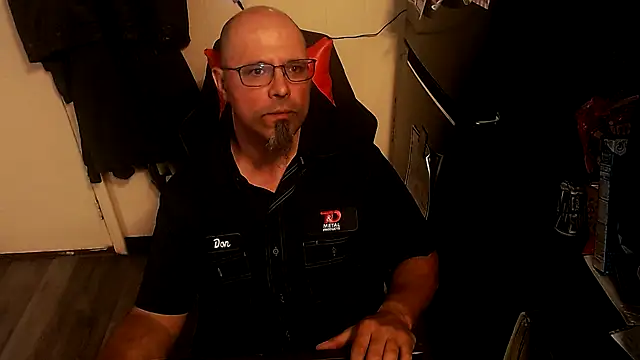 KrazyLegz online show from 10-22-25, 10:09