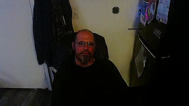 KrazyLegz online show from 11-08-25, 05:01