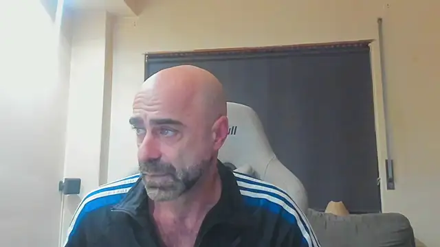 Bicopflirt online show from 10-31-25, 03:57