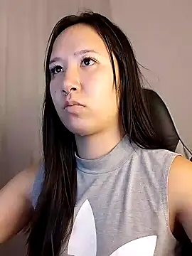 Snapshot of Japabaixinha chatting on 02-17-25, 08:19 Japabaixinha online show from 02-17-25, 08:19