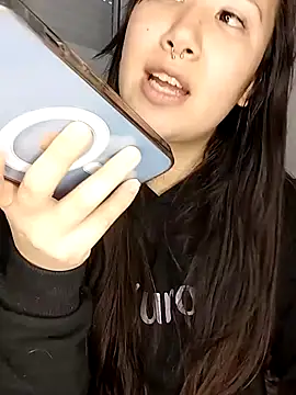 Snapshot of Japabaixinha chatting on 09-12-25, 04:40 Japabaixinha online show from 09-12-25, 04:40