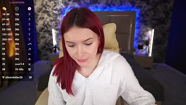 Snapshot of MilaSecrett chatting on 02-28-25, 02:20 MilaSecrett online show from 02-28-25, 02:20