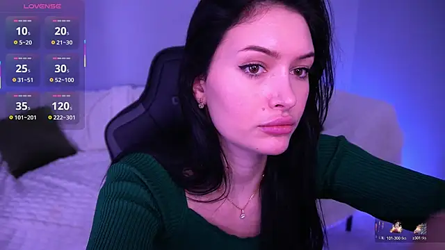 Snapshot of MilaSecrett chatting on 11-27-25, 02:19 MilaSecrett online show from 11-27-25, 02:19