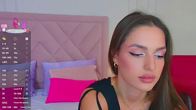 Snapshot of BellaHalles chatting on 03-06-25, 08:52 BellaHalles online show from 03-06-25, 08:52