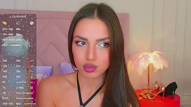 Snapshot of BellaHalles chatting on 03-11-25, 08:52 BellaHalles online show from 03-11-25, 08:52