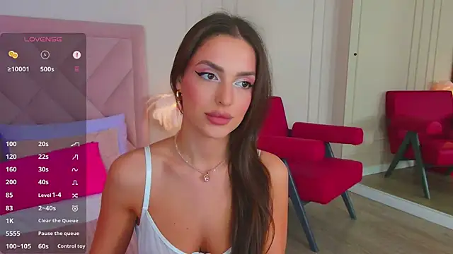 Snapshot of BellaHalles chatting on 03-22-25, 08:40 BellaHalles online show from 03-22-25, 08:40