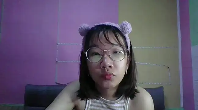 Snapshot of Nanoko chatting on 12-09-24, 09:28 Nanoko online show from 12-09-24, 09:28