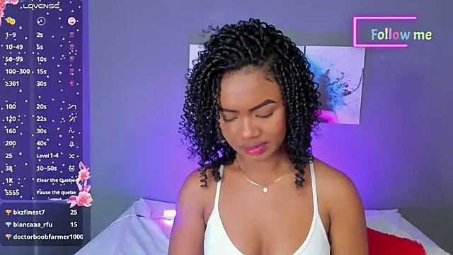 EmmaSmith06 online show from 03-13-25, 08:43