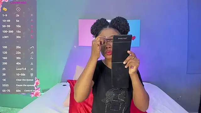 EmmaSmith06 online show from 10-07-25, 05:21