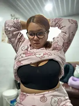 solecito 22 online show from 11-30-25, 02:59