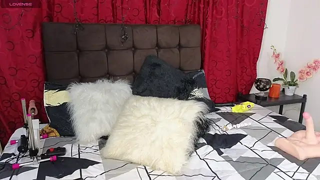 Majuu   online show from 09-10-25, 06:19