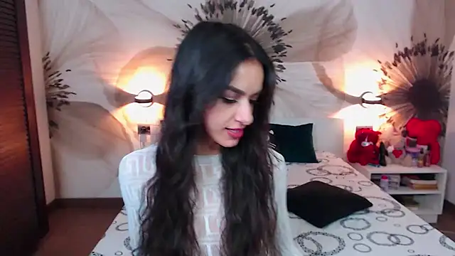 KatherineBisou online show from 12-19-25, 08:38