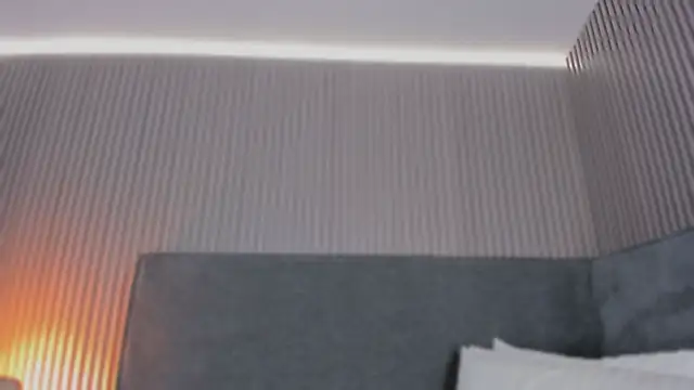 Snapshot of emelie_89 chatting on 12-05-25, 12:03 emelie 89 online show from 12-05-25, 12:03