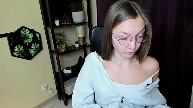 EmillyPlay online show from 01-16-25, 06:46