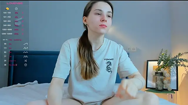 DonnaBurkee online show from 02-09-25, 04:07