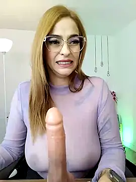 Alessandra Schmoll online show from 02-25-25, 02:33