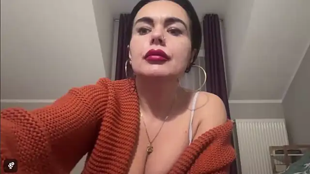 Snapshot of DESIREjenny chatting on 12-03-25, 08:12 DESIREjenny online show from 12-03-25, 08:12