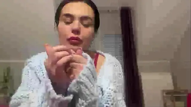 Snapshot of DESIREjenny chatting on 12-15-25, 08:07 DESIREjenny online show from 12-15-25, 08:07