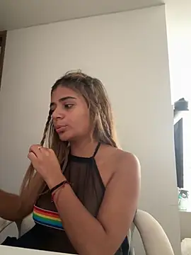 pamell col online show from 10-01-25, 04:02