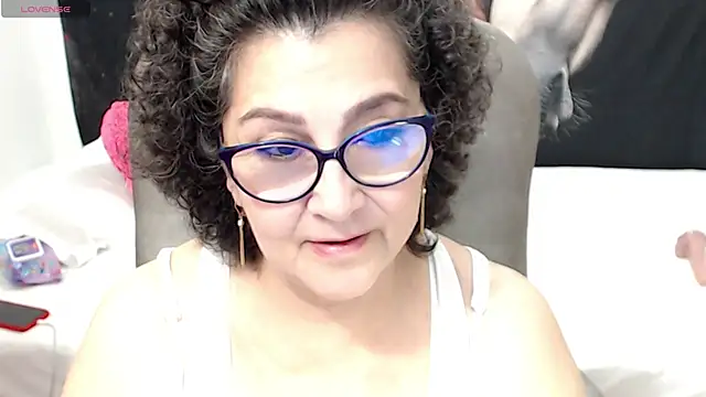 cataleya mom online show from 02-25-25, 06:14