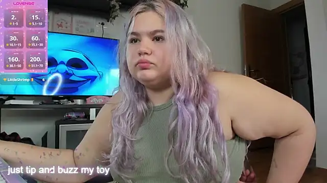 Freakcute  online show from 11-20-25, 12:49