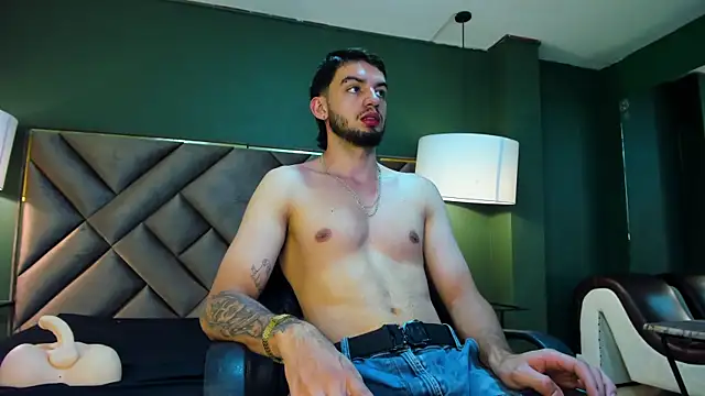 Michael magno online show from 11-09-25, 09:46