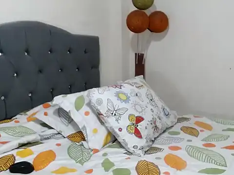 Snapshot of Chantal_hott chatting on 03-14-25, 03:58 Chantal hott online show from 03-14-25, 03:58