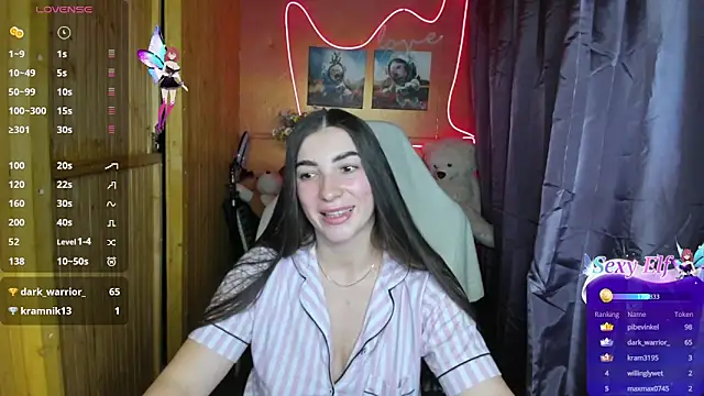 Fiery Brunette  online show from 01-05-25, 08:31