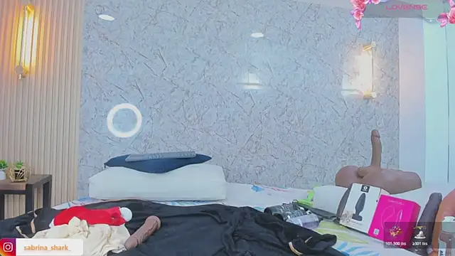 Snapshot of sabrina_shark_ chatting on 12-04-25, 03:16 sabrina shark online show from 12-04-25, 03:16