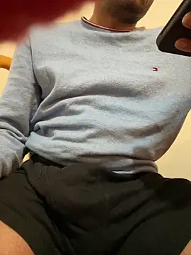 Snapshot of rhuh3991 chatting on 12-03-24, 08:39 rhuh3991 online show from 12-03-24, 08:39