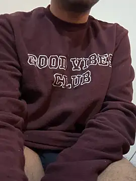 Snapshot of rhuh3991 chatting on 01-12-25, 08:46 rhuh3991 online show from 01-12-25, 08:46