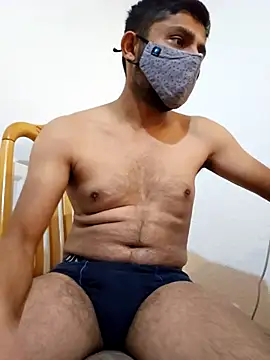 Snapshot of rhuh3991 chatting on 10-21-25, 02:18 rhuh3991 online show from 10-21-25, 02:18