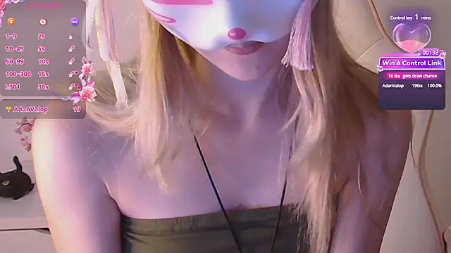 Snapshot of Sydney_Swan chatting on 03-15-25, 01:41 Sydney Swan online show from 03-15-25, 01:41