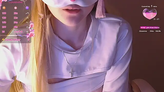 Snapshot of Sydney_Swan chatting on 10-11-25, 12:54 Sydney Swan online show from 10-11-25, 12:54