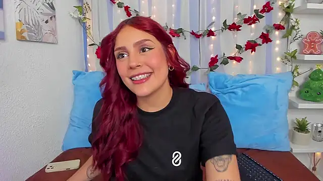 HazzelGray online show from 12-22-24, 06:26