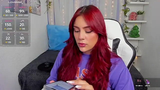 HazzelGray online show from 01-28-25, 02:42