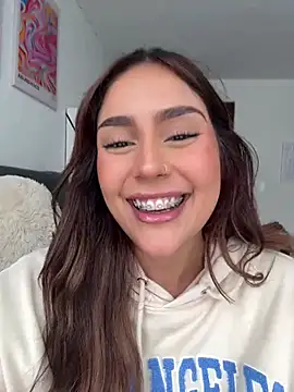 HazzelGray online show from 02-23-25, 04:35