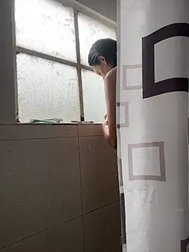 hannahb-e online show from 02-10-26, 06:12