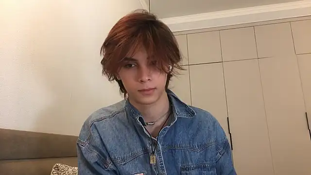 k0sta  online show from 12-31-24, 07:42