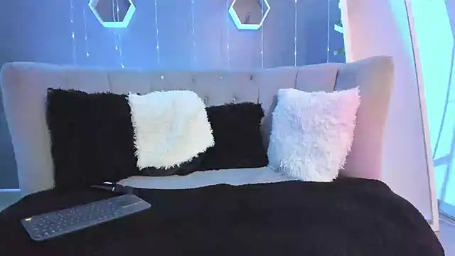 Sammy owens  online show from 02-20-25, 03:41