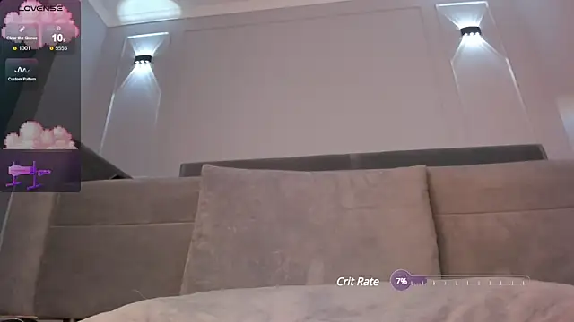 Liu Yifei  online show from 01-31-25, 11:56