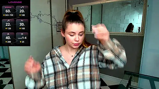 IsabellaBler online show from 12-29-24, 09:39