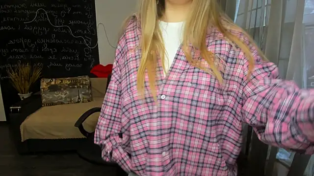 IsabellaBler online show from 01-12-26, 12:54