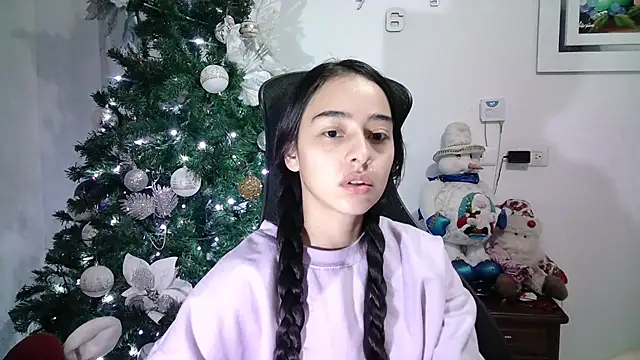 Snapshot of aineangeel chatting on 12-04-24, 12:30 aineangeel online show from 12-04-24, 12:30