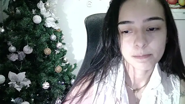 Snapshot of aineangeel chatting on 12-10-24, 12:28 aineangeel online show from 12-10-24, 12:28