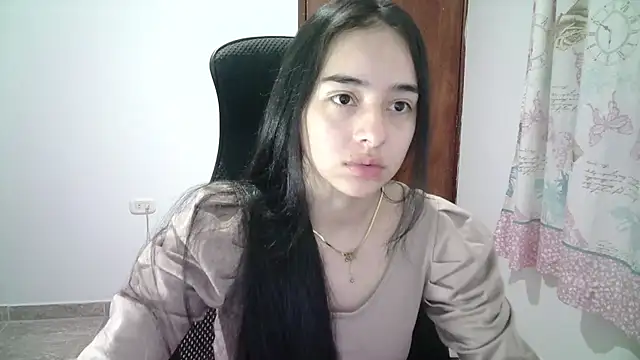 Snapshot of aineangeel chatting on 03-11-25, 12:11 aineangeel online show from 03-11-25, 12:11